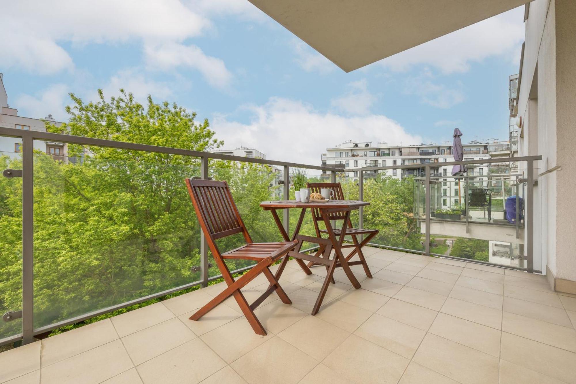 City Apartment With Parking Near Metro Mlociny By Noclegi Renters Varşova Dış mekan fotoğraf